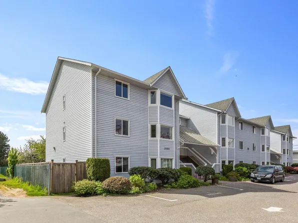 20810 56th Ave #4, Langley, BC V3A 8K7