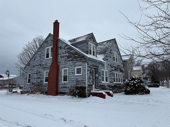 2nd image of 14 Grant St