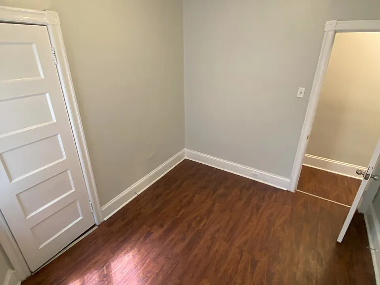 6124 Ludlow St — Photo 10