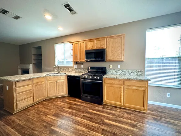 675 Chateau Cir, Vacaville, CA 95687