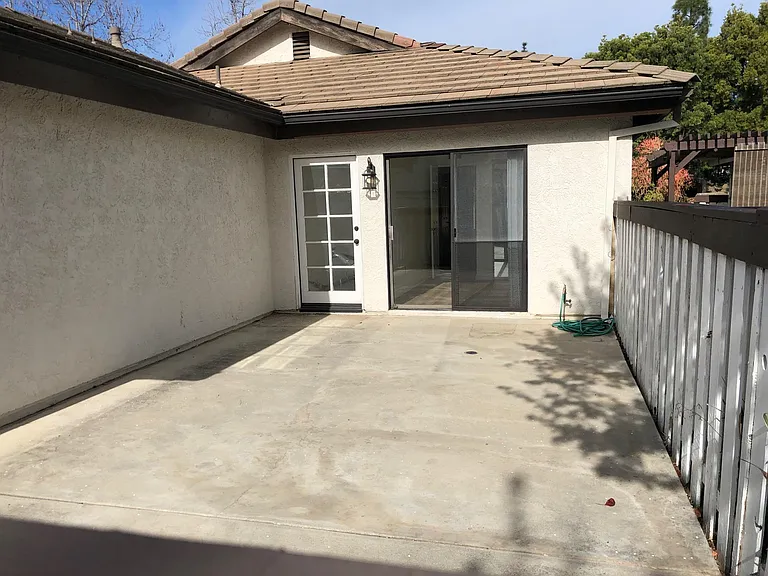 441 Sobre Colinas Pl — Photo 18