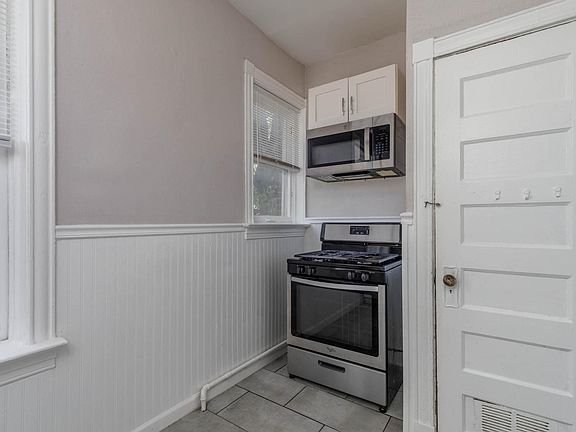 3rd image of 2334 Tower Grove Ave #2W