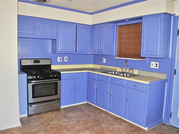 4th image of 5117 Mount Shasta Dr