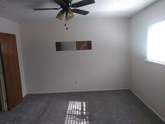 4th image of 16927 N Willowood Ave