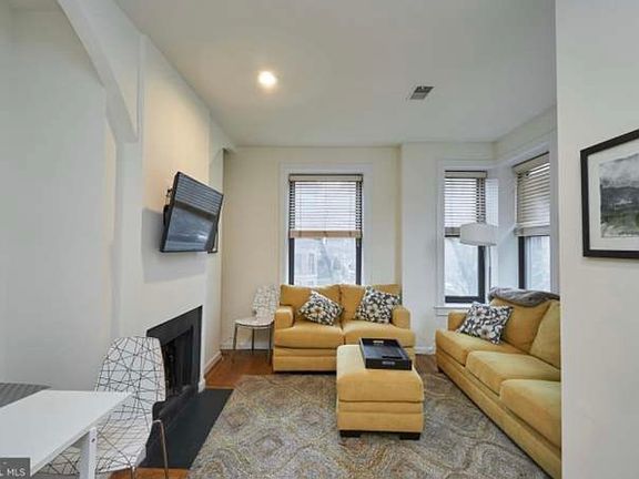 3rd image of 2101 N St NW #204