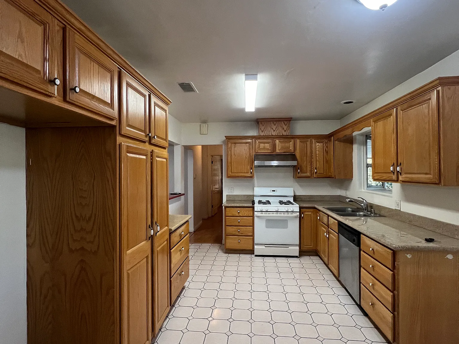 Kerrwood St, El Monte — Photo 4
