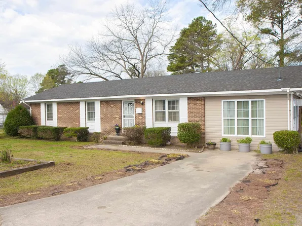 425 Norvell St, Henderson, NC 27536