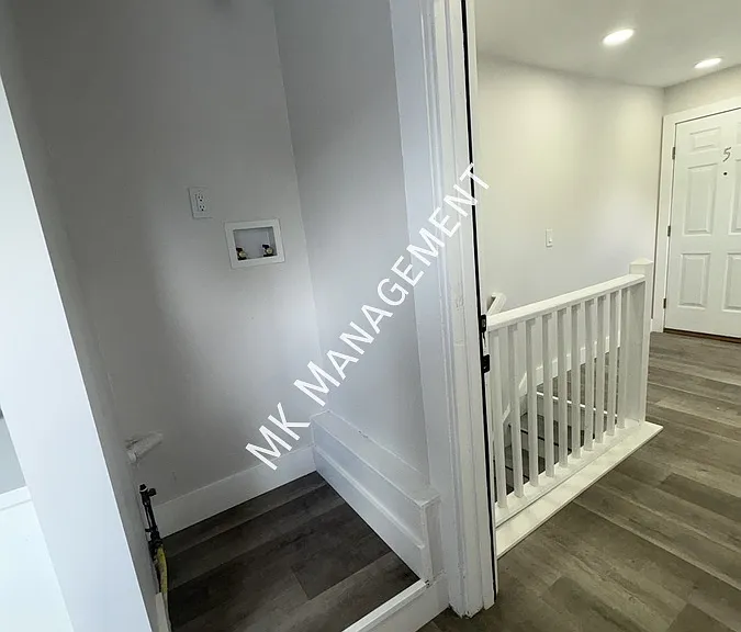 840 Clay Ave #6 — Photo 5