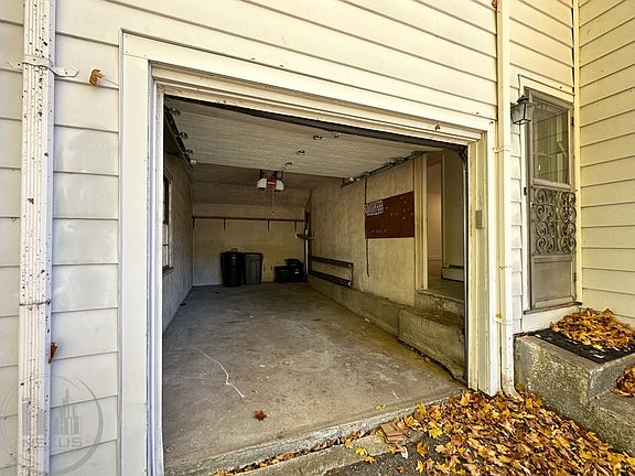 2nd image of 36 Intervale Rd