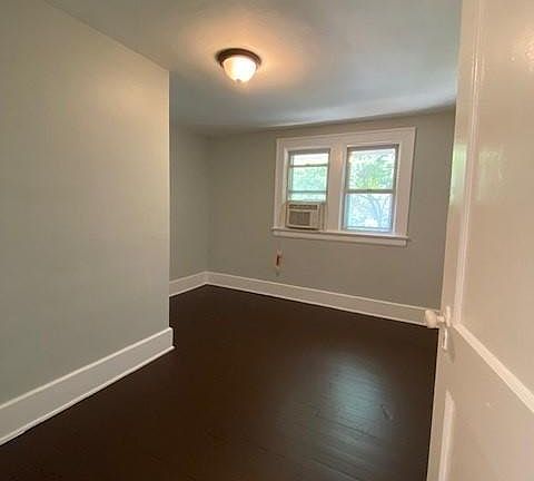 3rd image of 506 Koerber Ave