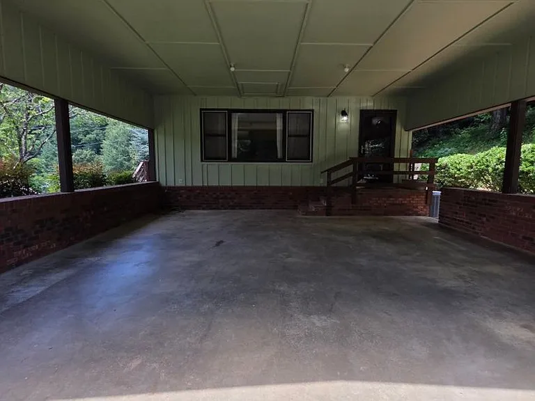 65 Mystic Ln — Photo 4