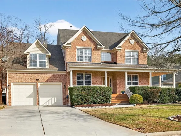 2320 Pierce Ln, Virginia Beach, VA 23453