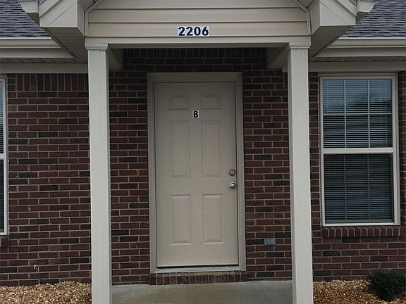 2nd image of 2206 Vintage Hills Dr #A