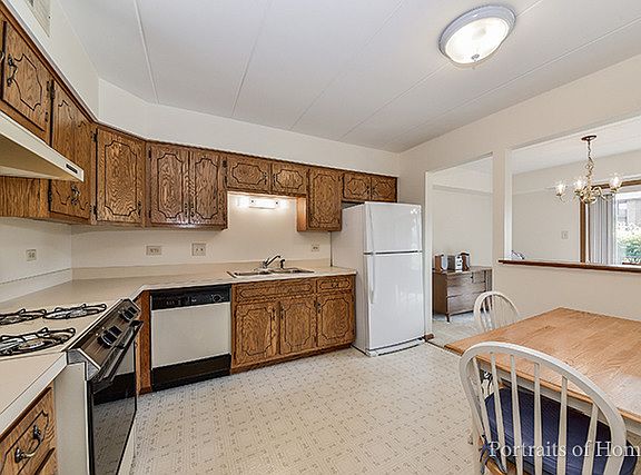 2nd image of 8838 W 140th St Unit 1C