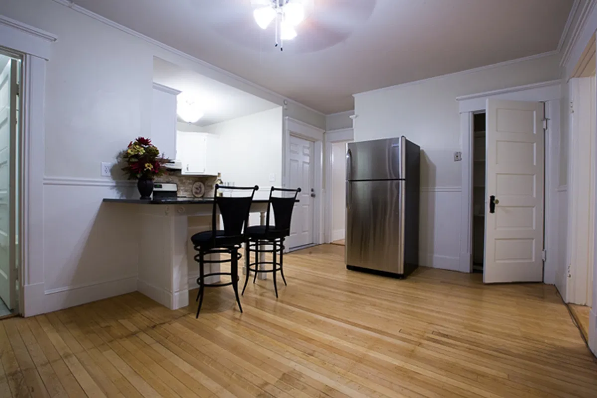 Gresley Residence — Photo 1