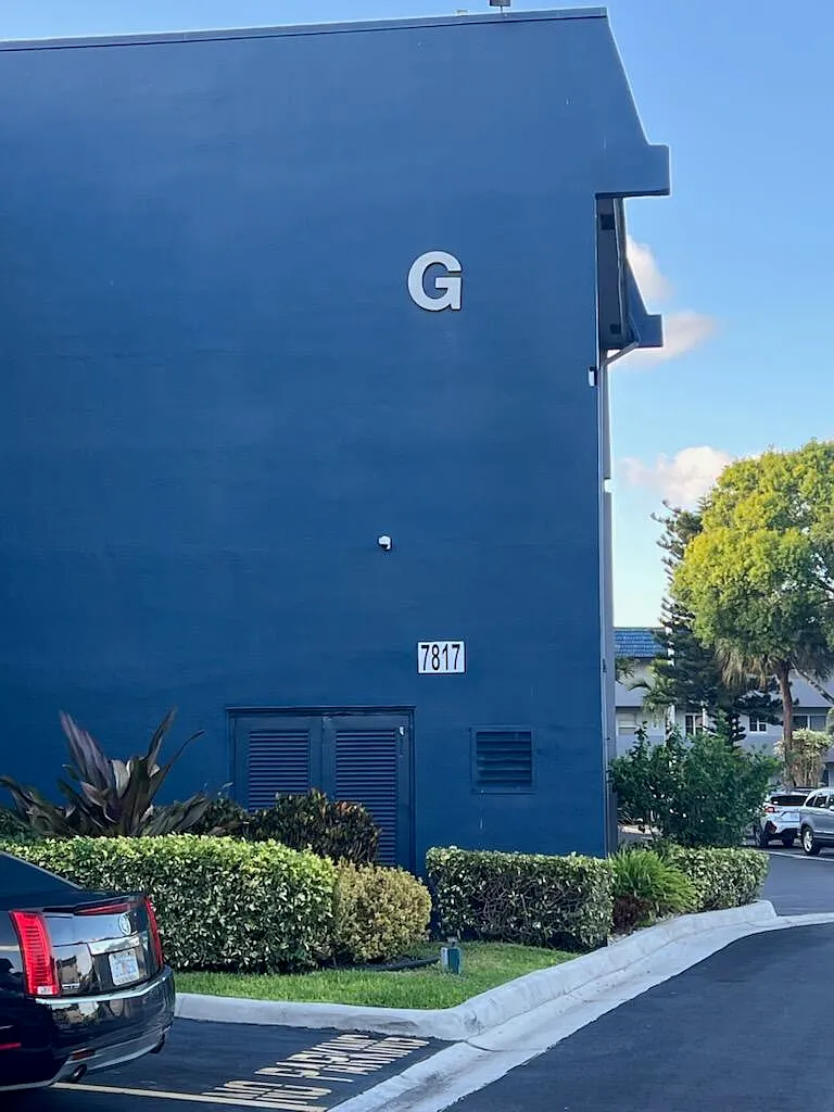 2 bed, 2.0 bath, 930 sqft, $1,500 — Photo 3
