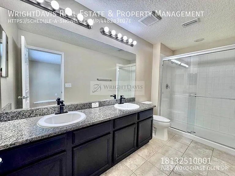7083 Woodchase Glen Dr — Photo 16