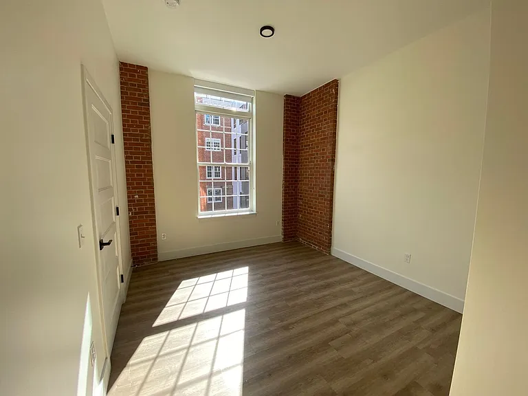 One Park Apartments — Photo 54