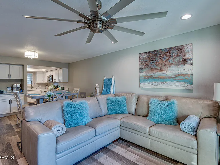 4150 E Cactus Rd #108 — Photo 3