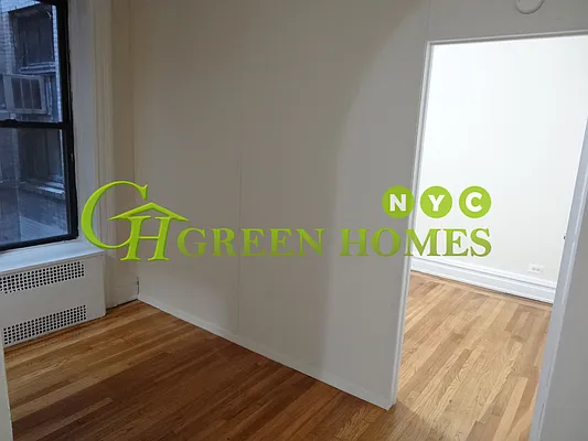 Rented by Green Home NY Realty LLC | media 25