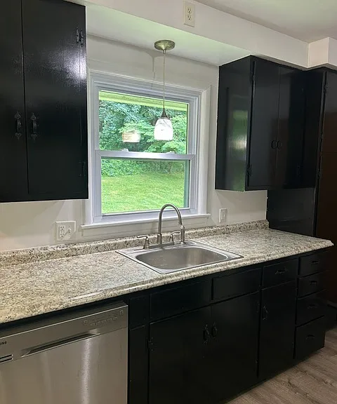 14 Hadel Rd — Photo 9