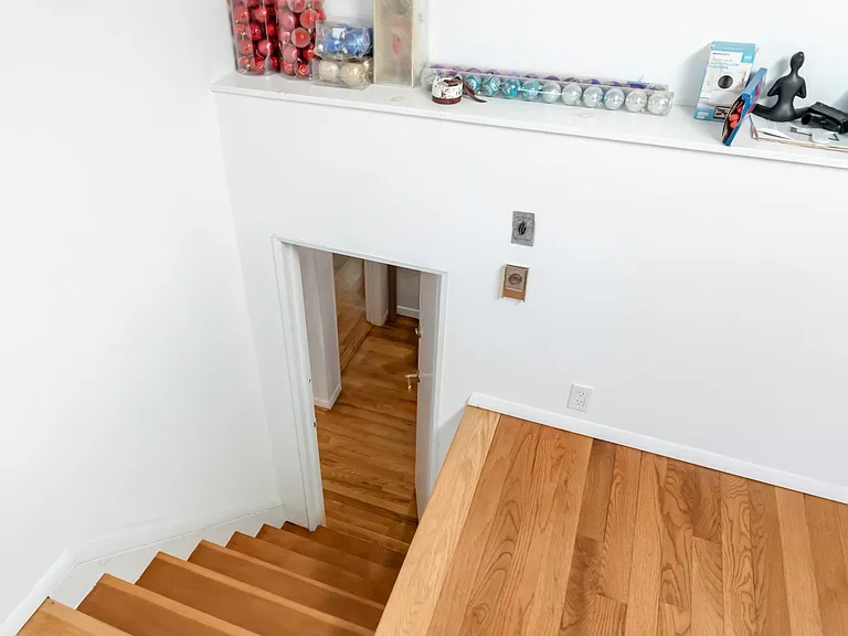 31 Frederick Ln — Photo 43