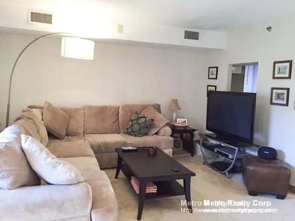 46 Marion St #5C, Brookline, MA 02446