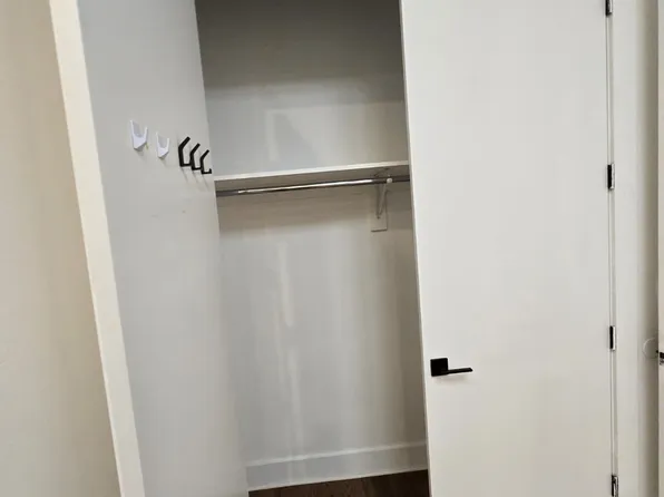 71 Court House Place image 6 of 7