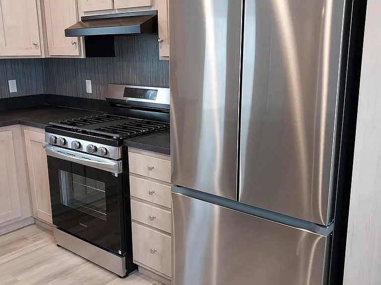 1600 N Willis Dr — Photo 26