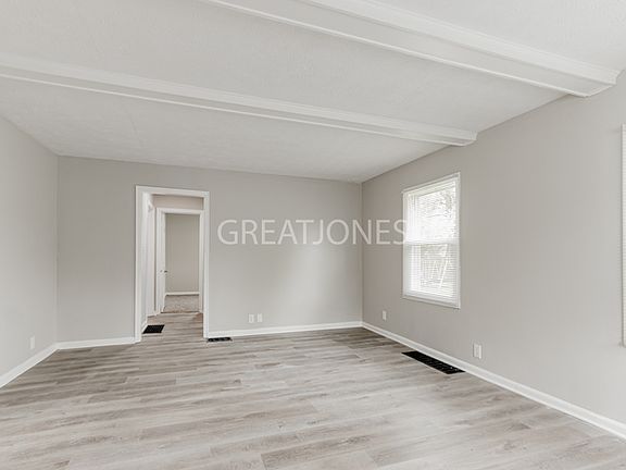 4th image of 1510 Beecher Dr