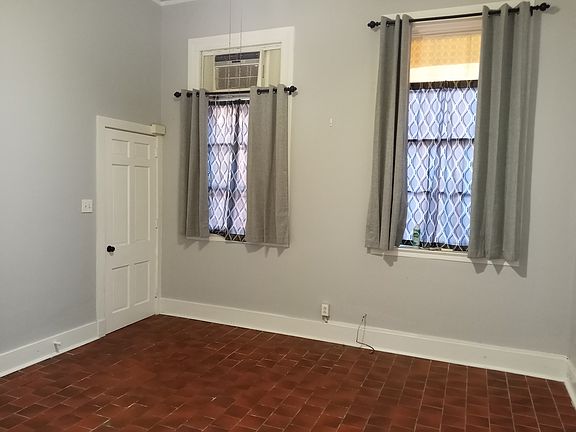 5th image of 840 Ursulines Ave #2