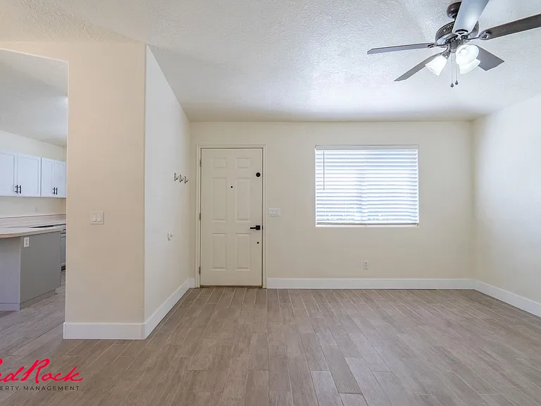 441 E Sunland Dr #6 — Photo 13