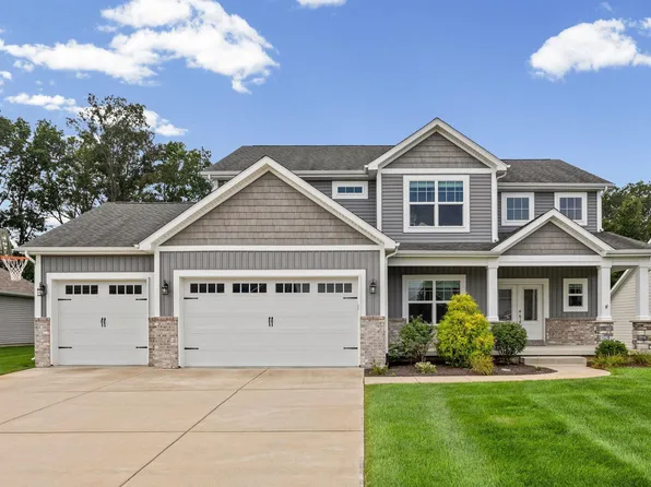 1073 Chesapeake Pointe Dr, Lafayette, IN 47909