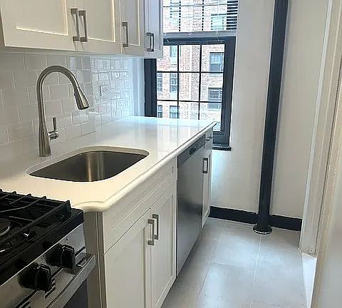 5th image of 420 W 24th St APT 10A