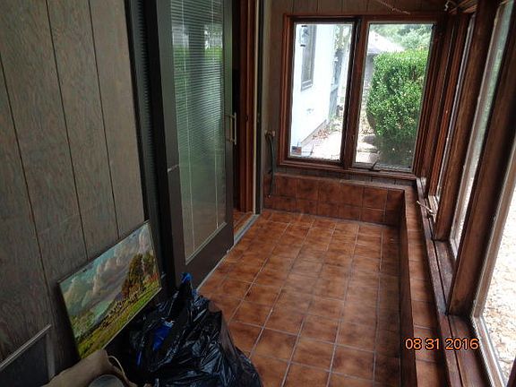 5th image of 155 Scottsdale Cir