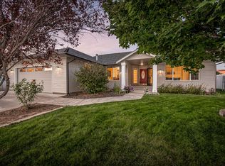4949 Villa Dr, Klamath Falls, OR 97603
