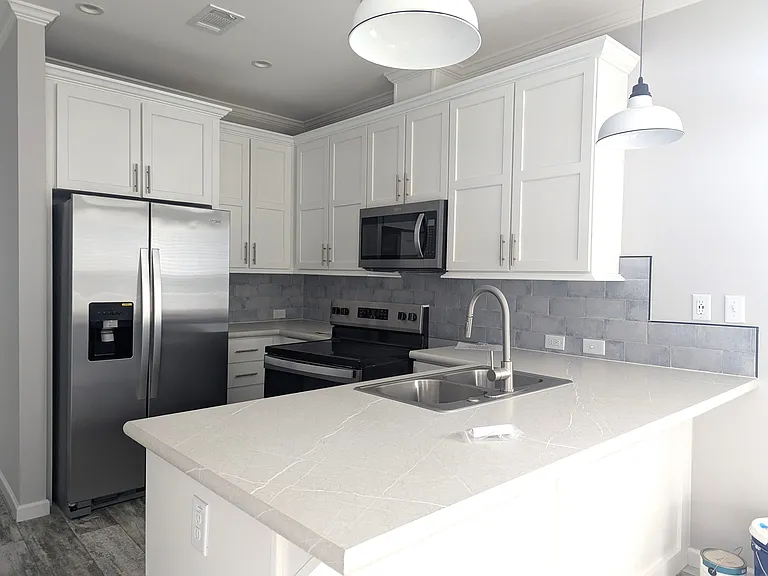 117 Pioneer Ln #117 — Photo 2