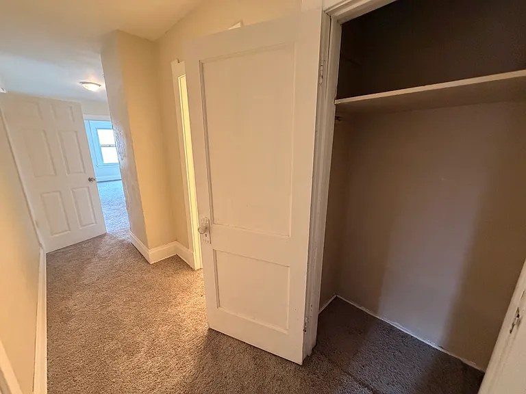 834 N Detroit Ave — Photo 21