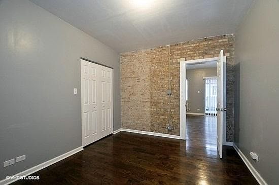 4th image of 4866 N Rockwell St APT 2W