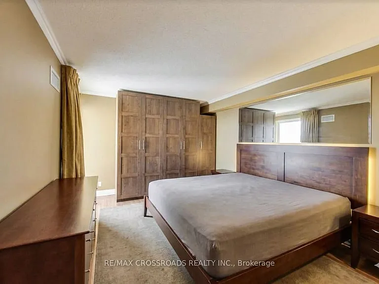 298 Jarvis St #706 — Photo 6