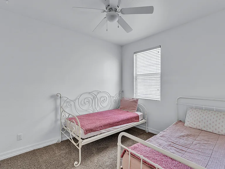 1691 W Desert Spring Way — Photo 27