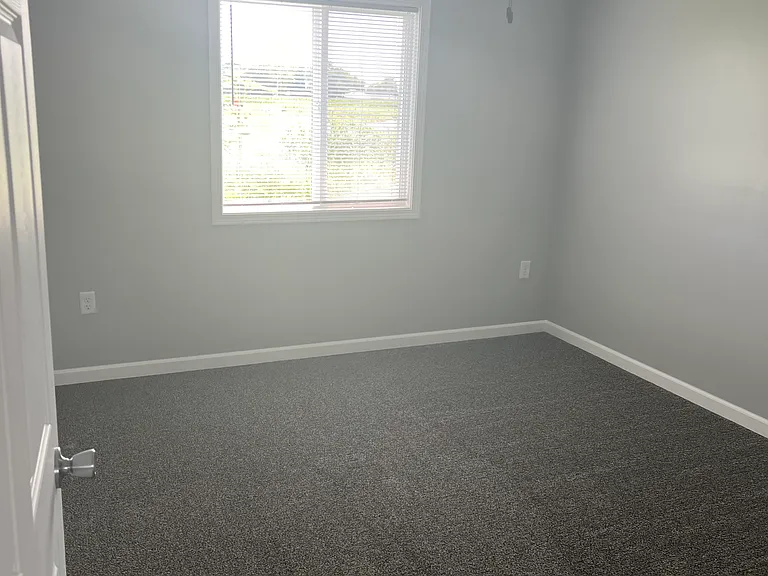 2401 W 18th St #4 — Photo 7