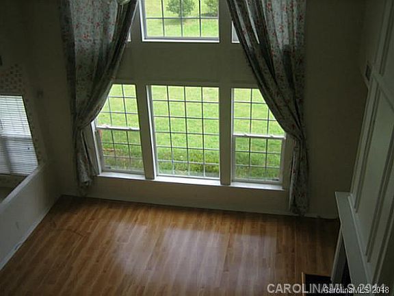 2nd image of 2022 Arbor Vista Dr