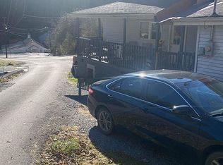 1087 Cove Hollow Rd, Maxie, VA 24628