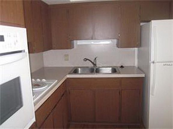 4th image of 2381 Ecuadorian Way APT 49