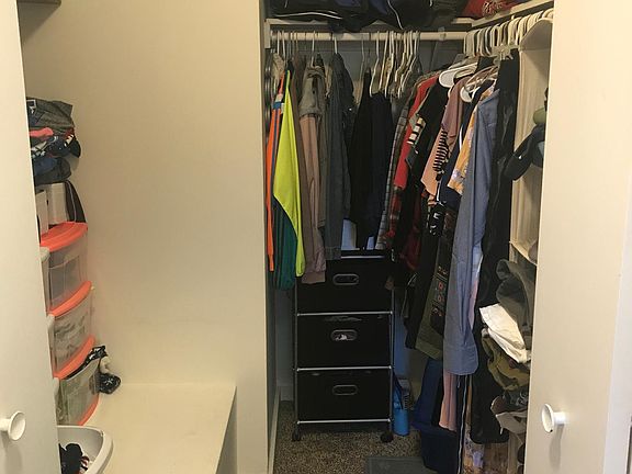 2nd image of 3727 N Pine Grove Ave APT 311