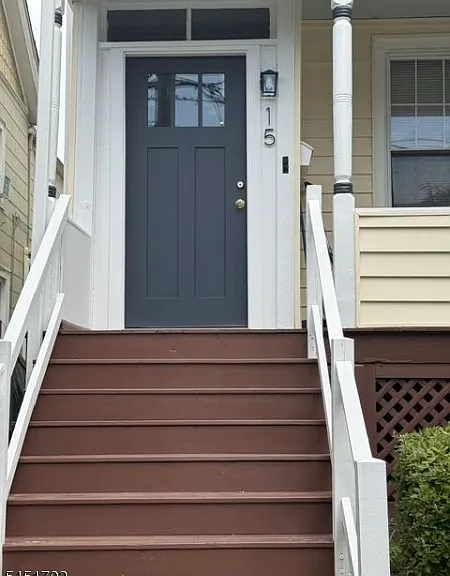 15 Montague Pl #2 — Photo 2