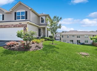 7108 Hidden Green Cir, Fox Lake, IL 60020