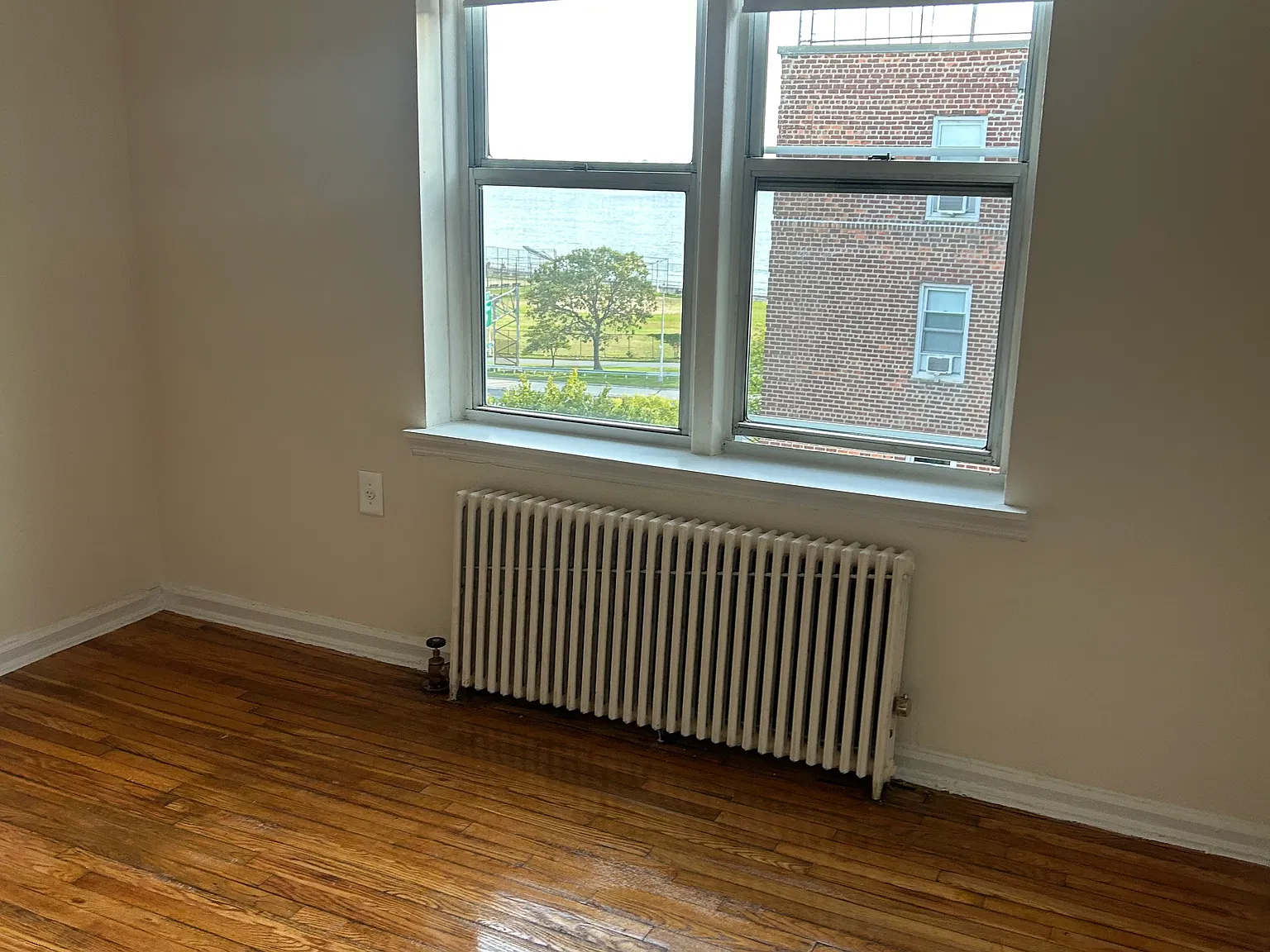 1 bed, 750 sqft, $2,250 — Photo 3