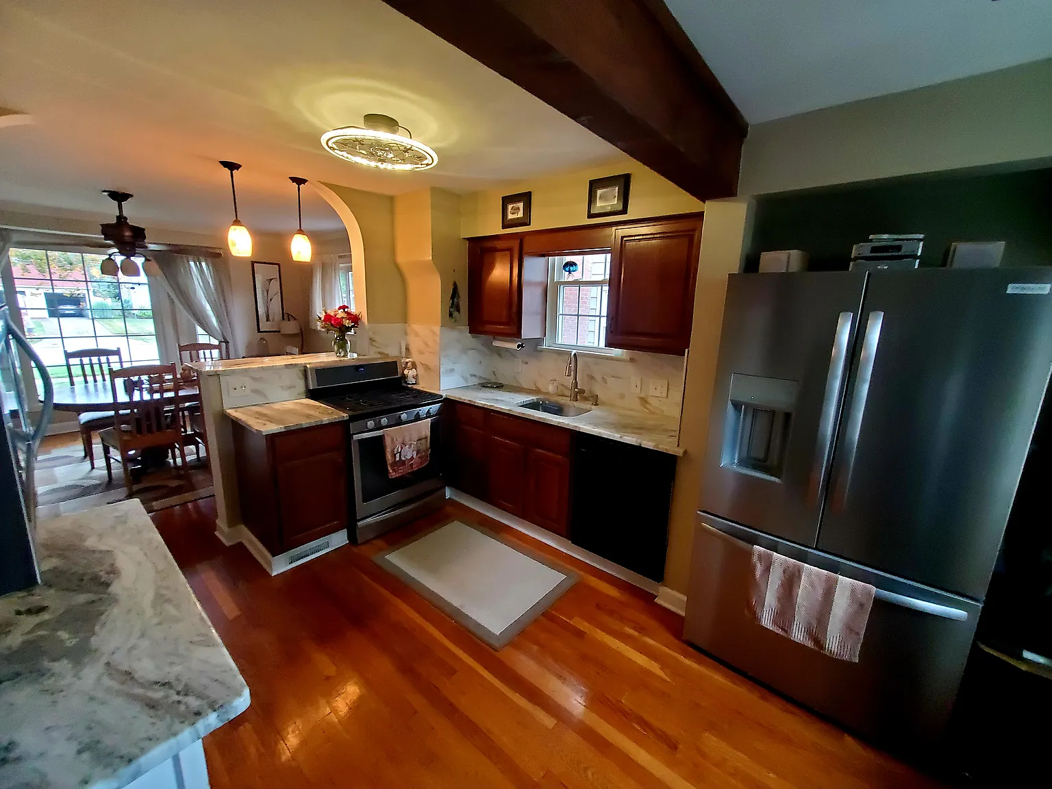 2881 Gasser Blvd — Photo 2